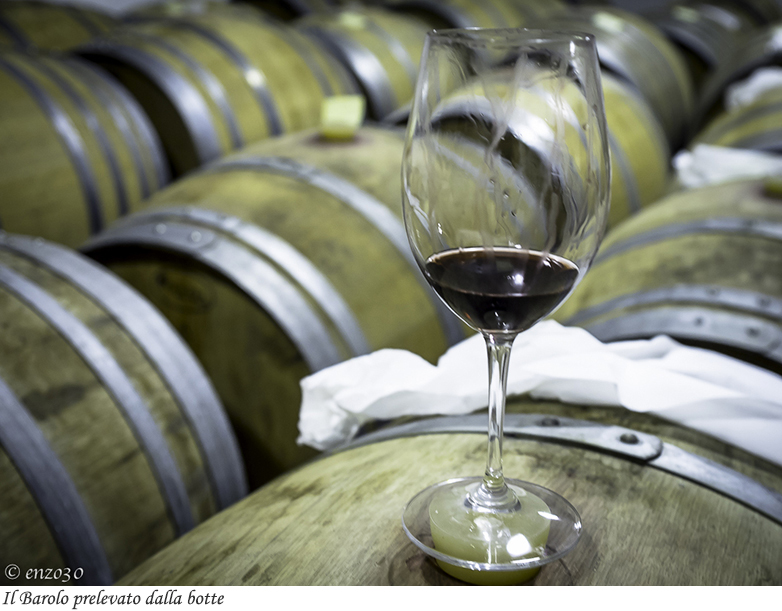 Un assaggio di Barolo dalla botte