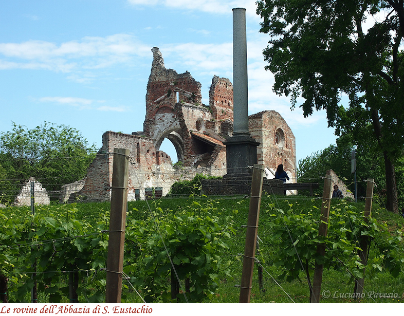 Le rovine dell'Abbazia di S.Eustachio