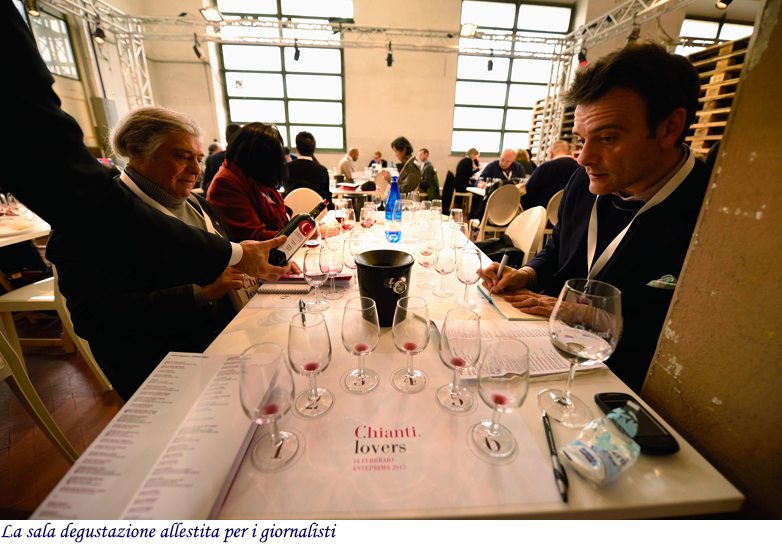 Degustatori all'anteprima Chianti 2015
