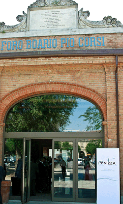 Entrata al Foro Boario di Nizza Monferrato