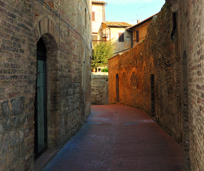 San Ginignano - un vialetto del centro storico
