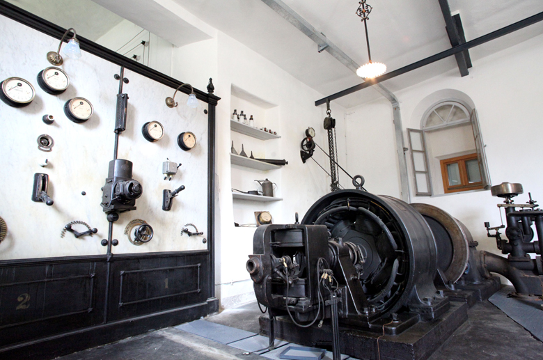 La centrale idroelettrica, fotografia di Anna Verastegui