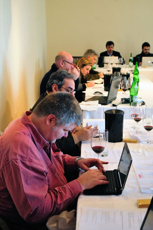 Kyle mentre scrive a Taurasi