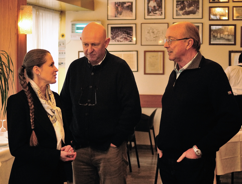 Roberta Ancillotti dialoga con Carlo Macchi e Paolo Valdastri