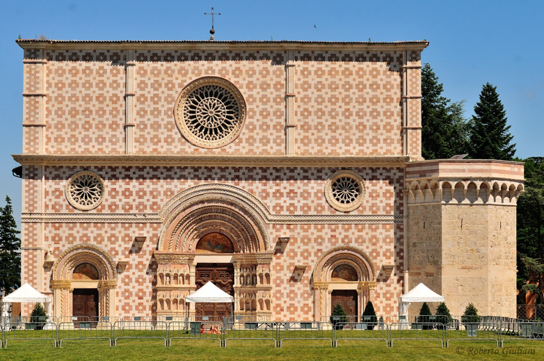 Basilica di Collemaggio - Facciata