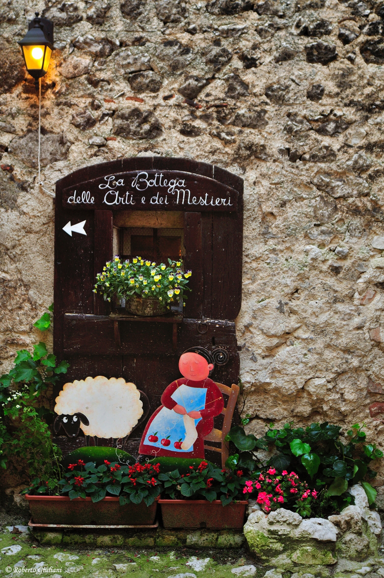 Insegna dell Botteg delle Arti e dei Mestieri