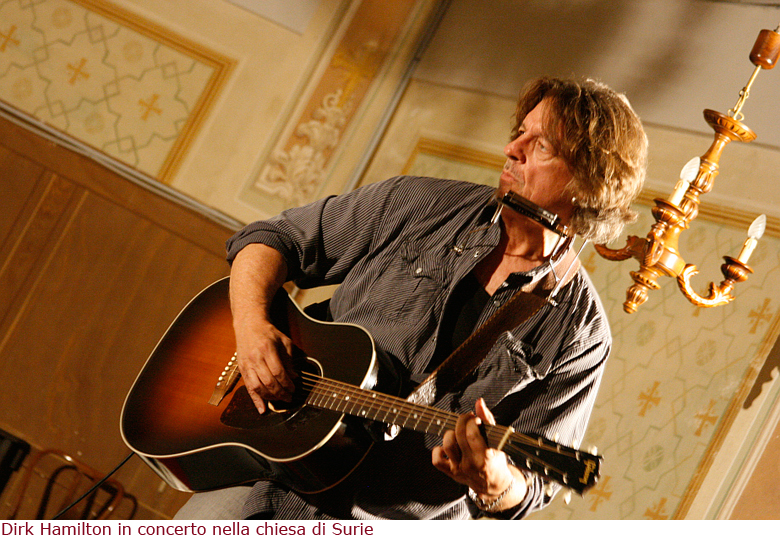 Dirk Hamilton nella chiesa di Surie