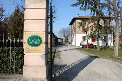 Entrata dell'azienda Paltrinieri