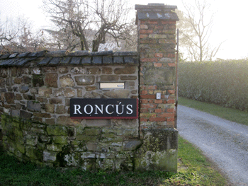 Ingresso all'azienda Roncus