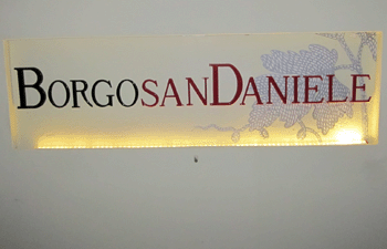 Insegna Borgo San Daniele