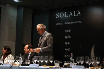 Piero Antinori presenta il Solaia al Vinitaly 2010