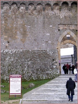 Ingresso alla Fortezza di Montalcino