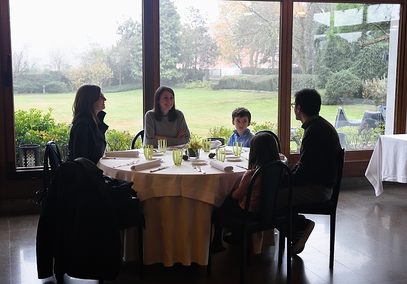 Pascoli tavolo con vista