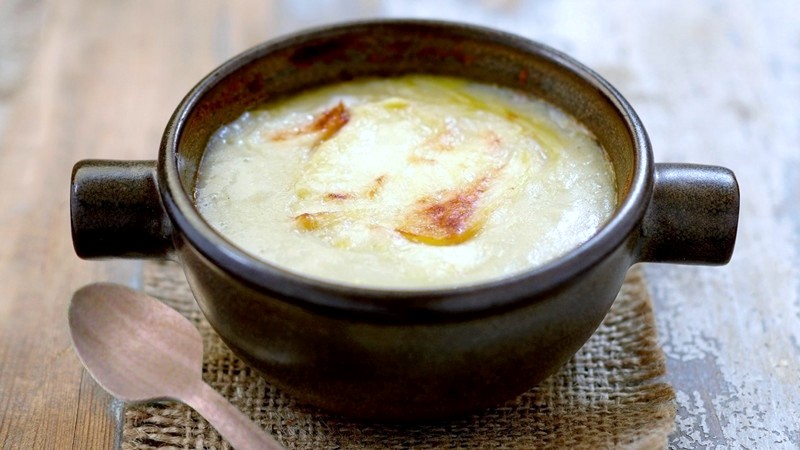 Formaggio nei coccetti con ortaggi al cartoccio