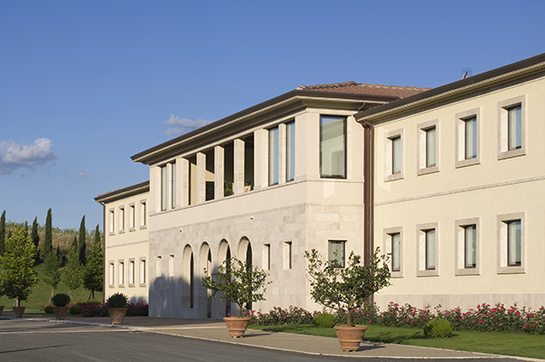 Sede vinicola Cecchi