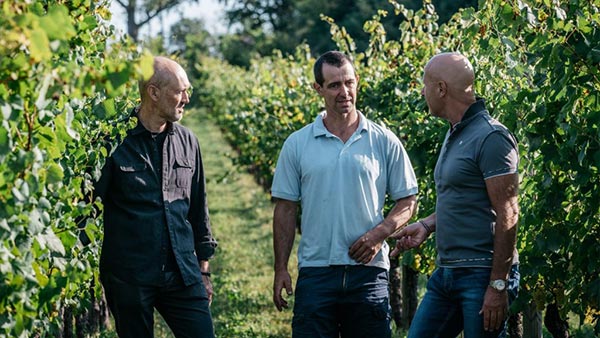 Da sinistra: Lorenzo Palla (produttore), Marco Zorzenon (agronomo) e Gianni Menotti (enologo)