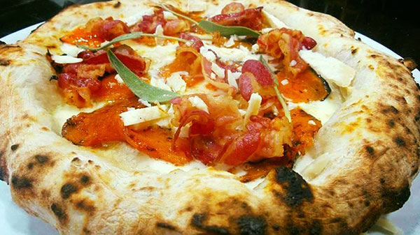 Pizza con zucca lunga