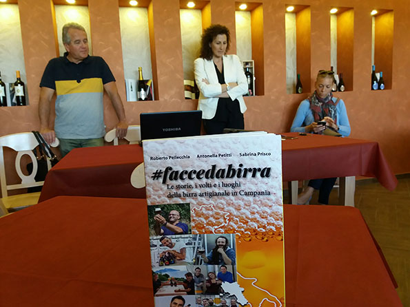 da sinistra Roberto Pellecchia, Antonella Petitti e Sabrina Prisco