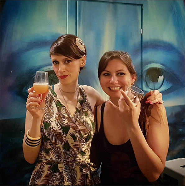 Hilary Antonelli con Mariana di Brewski