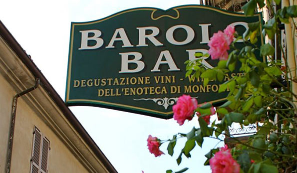 Insegna Barolo Bar Monforte