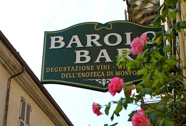 Insegna Barolo Bar