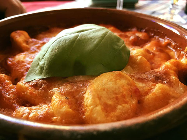 Gnocchi di patate fatti a mano con pomodoro Re Fiascone