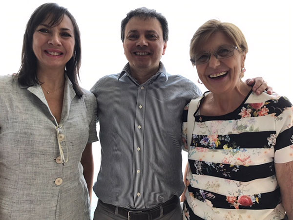 Rita Abagnale con Carmen Guerriero e Gaetano Pascale, presidente Slow Food Italia