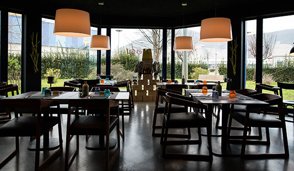 La sala interna del PastaBar Leonessa