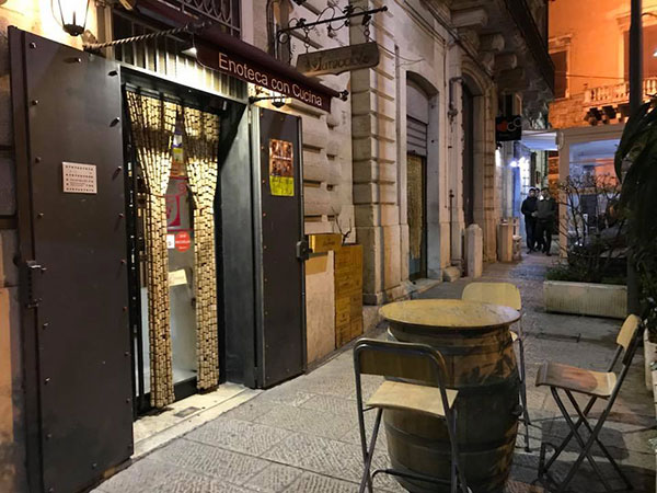 Ingresso al locale Il Turacciolo