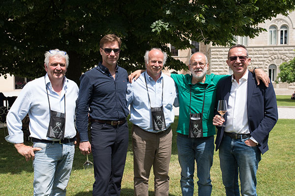 Componenti del VWn e John Szabo