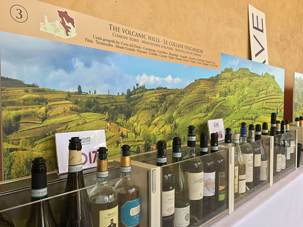 Il banco d'assaggio del Soave