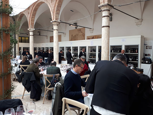 Benvenuto Brunello 2018, la degustazione nel chiostro del Bramante