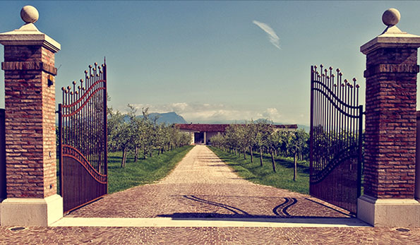 Ingresso famiglia Olivini