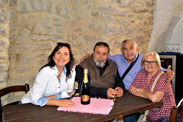 Carmen Guerriero con Mario De Tommasi, Sndro Tacinelli e la moglie
