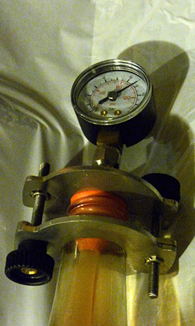 Particolare bottiglia