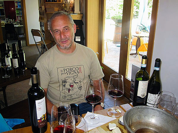 Roberto Di Filippo in azienda