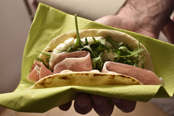 Piadina romagnola