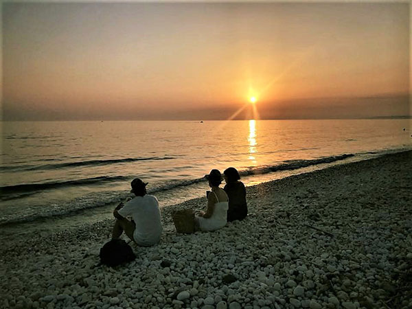Spiaggia Giache Bianche al tramonto