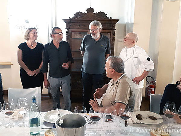 Lo chef Piero Bertinotti e la figlia Paola del ristorante Pinocchio di Borgomanero