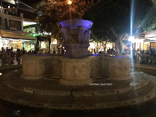 La fontana Morosini in Piazza Venizelou a Heraklion