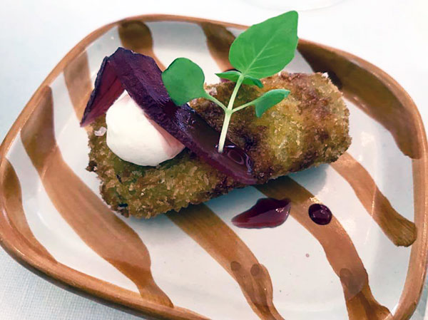 Rigatone panato, ripieno di Genovese, di Domenico Javarone