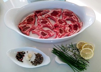 ingredienti per le costine d'agnello