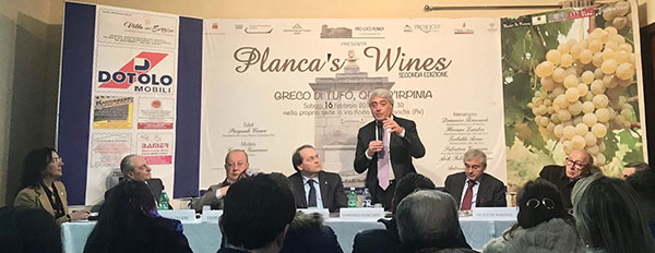 Da sx Carmen Guerriero, Pasquale Cecere, Teobaldo Acone, Floriano Zambon, Salvatore Guerriero, Felice De Martino; in piedi Domenico Biancardi