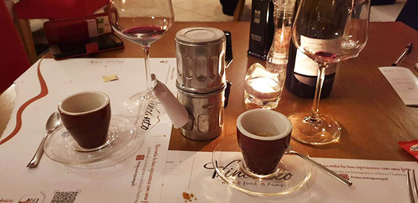 Il caffè con la cuccuma