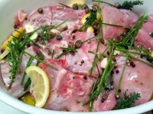 Coniglio pronto per essere cotto