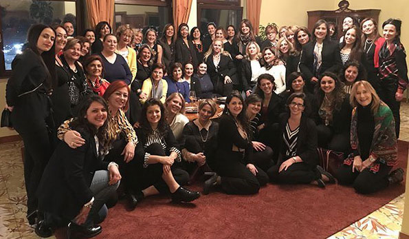 Donne del vino della Campania in occasione della visita al console degli Stati Uniti Mary Ellen Countryman