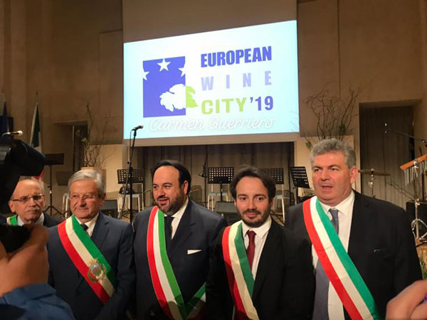 Floriano Panza sindaco di Guardia Sanframondi, Carmine Valentino sindaco di Sant'Agata dei Goti,  Erasmo Cutillo sindaco di Torrecuso, Domenico Galdiero vice sindaco di Solopaca e Mario Scetta sindaco di Castelvenere