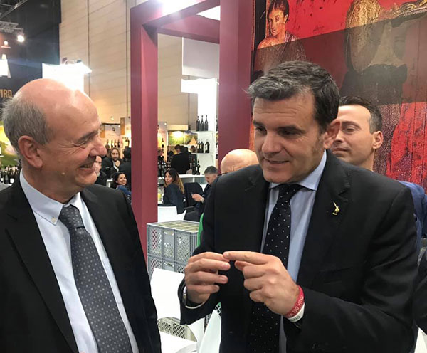 Luciano d'Aponte, Funzionario Regione Campania Assessorato Agricoltura e il Ministro Gian Marco Centinaio