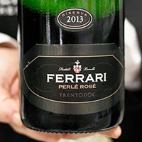 Ferrari Trentodoc Perlé Rosé Riserva 2013