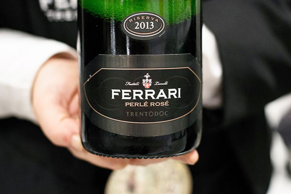 Ferrari Perlé Rosé Riserva 2013